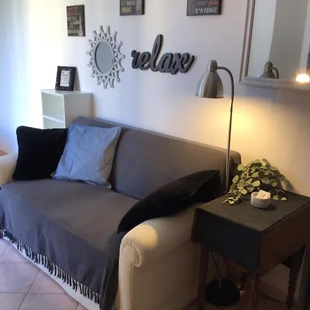 Bed And Apartment